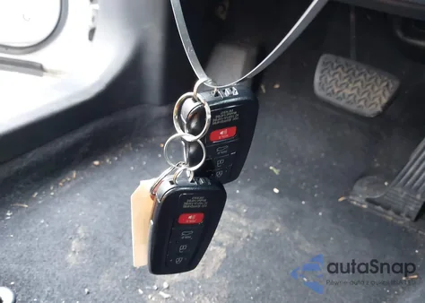 2019 Toyota Avalon Limited z USA, uszkodzony, nr VIN 4T1BZ1FB6KU030222